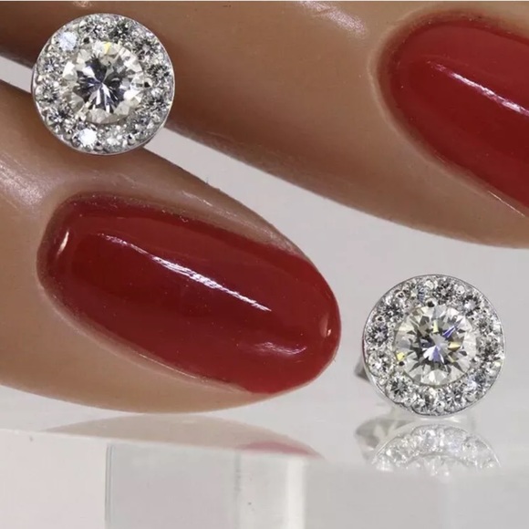 Last One🎉 1.50 CTW Diamond 14K Gold Halo Stud - Picture 3 of 7